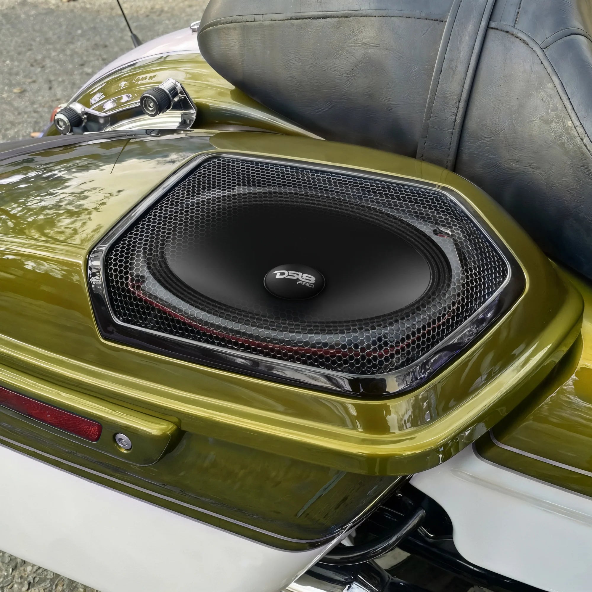 DS18 PRO 6x9" Slim Water-Resistant Mid-Range Loudspeaker | 250W RMS 2-Ohm